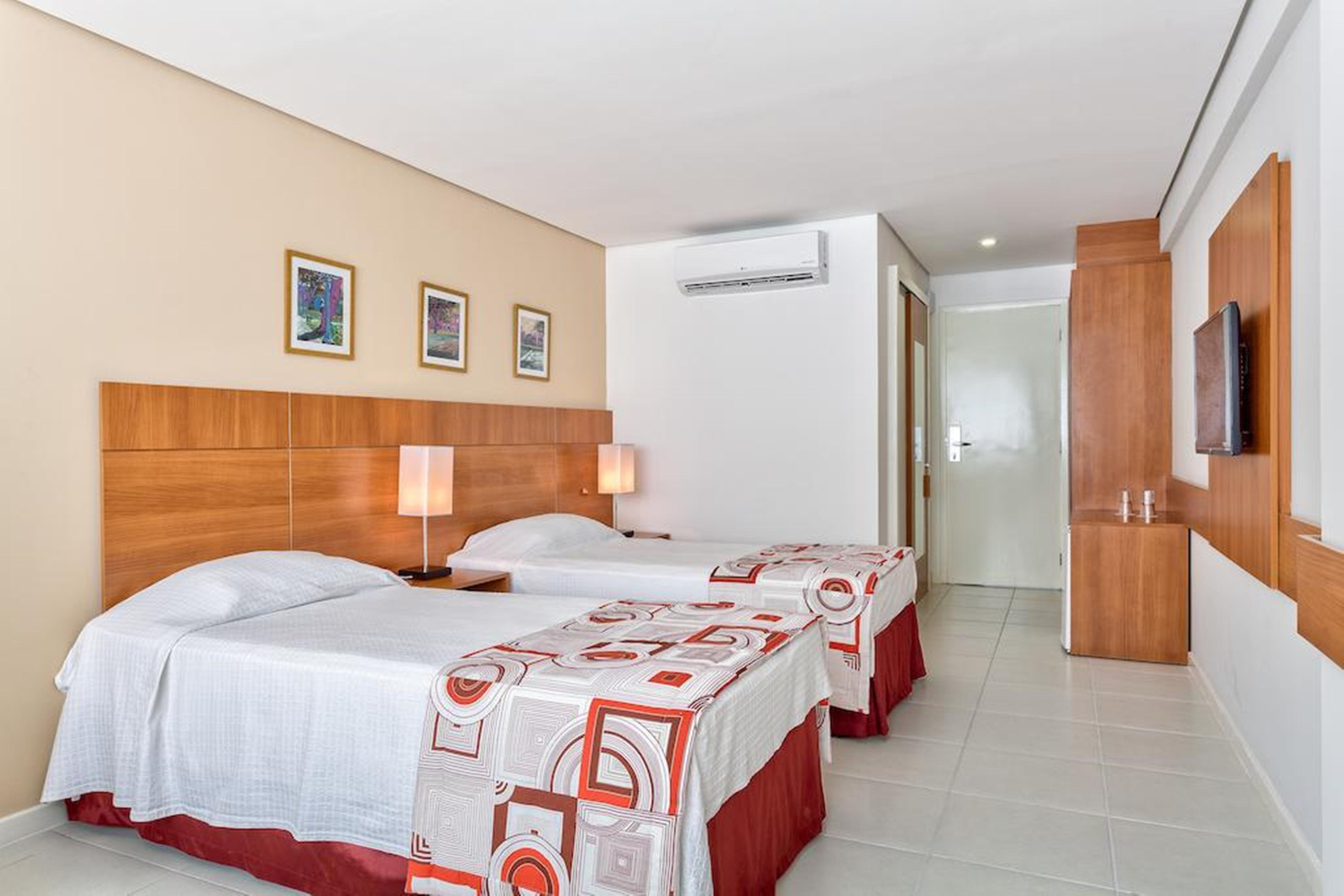 Best Hotel Собрал Екстер'єр фото