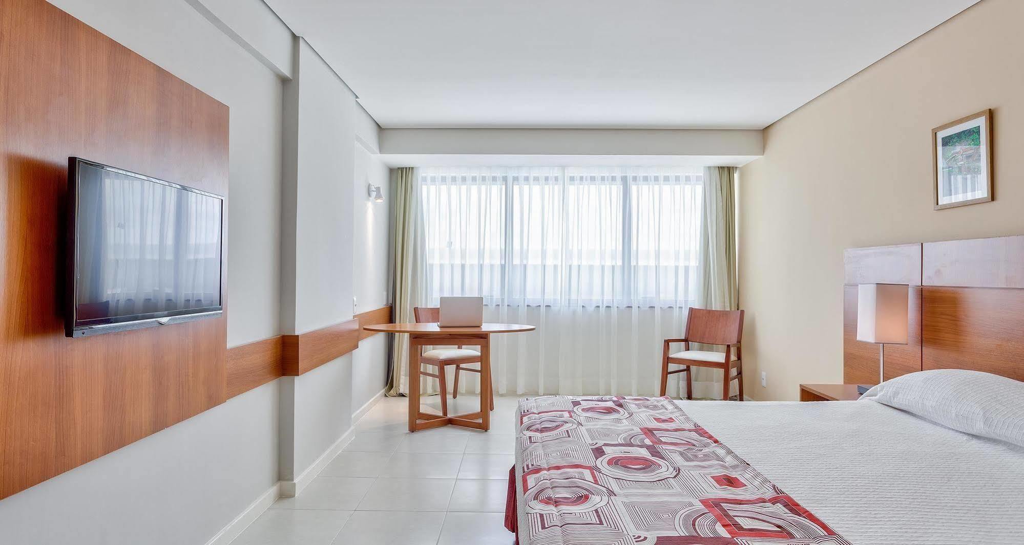 Best Hotel Собрал Екстер'єр фото