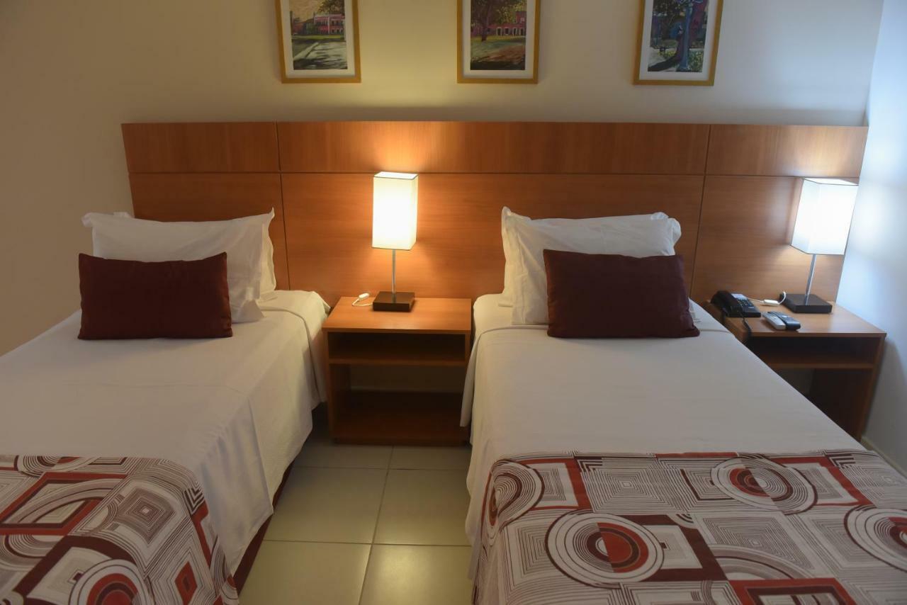 Best Hotel Собрал Екстер'єр фото